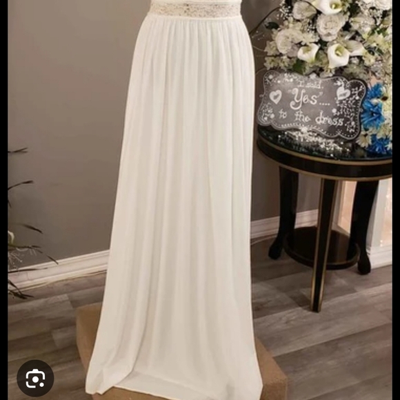 Morgan & Co. Womens Ivory With Gold Acents Lace Keyhole Maxi Dress Size 12 - Picture 4 of 10